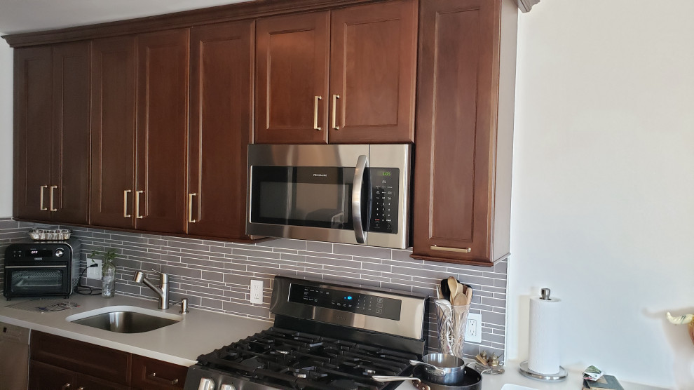 Kitchen remodeling and custom cabinetry addition - Manhattan, NY