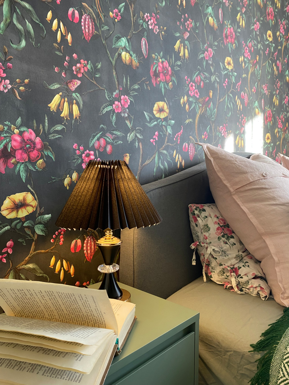 Колоритная спальня