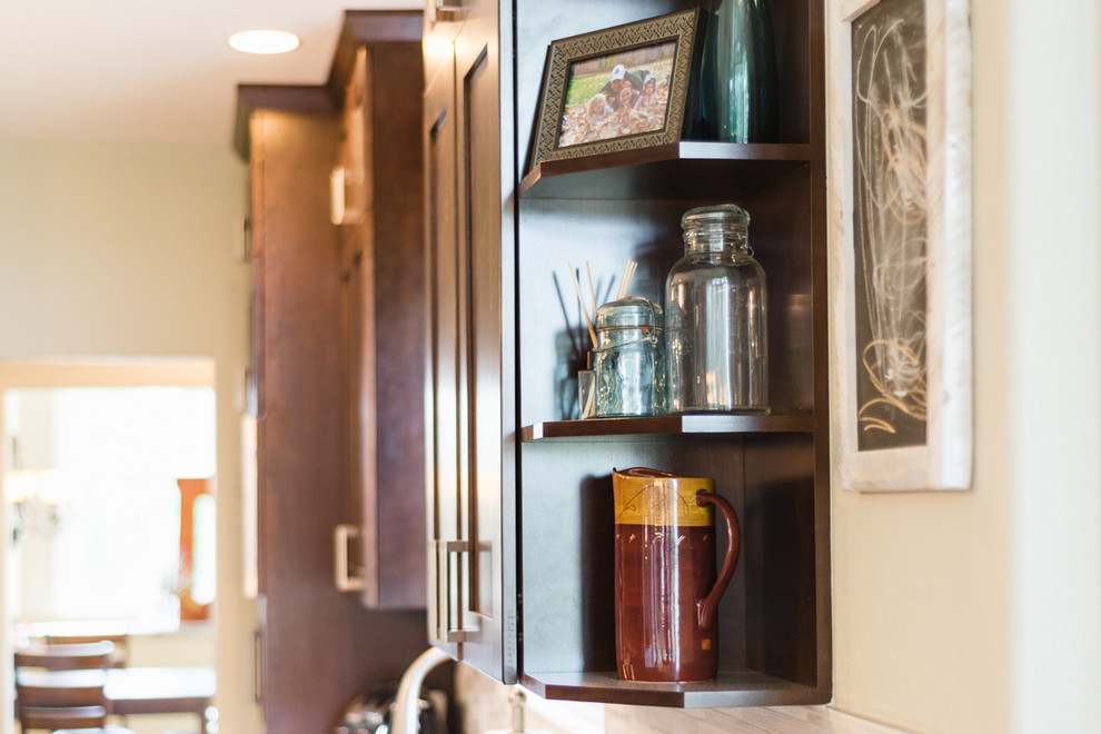 Home design - transitional home design idea in Denver