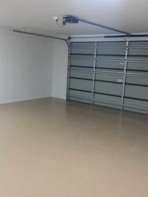 CHUWAR contemporary-garage