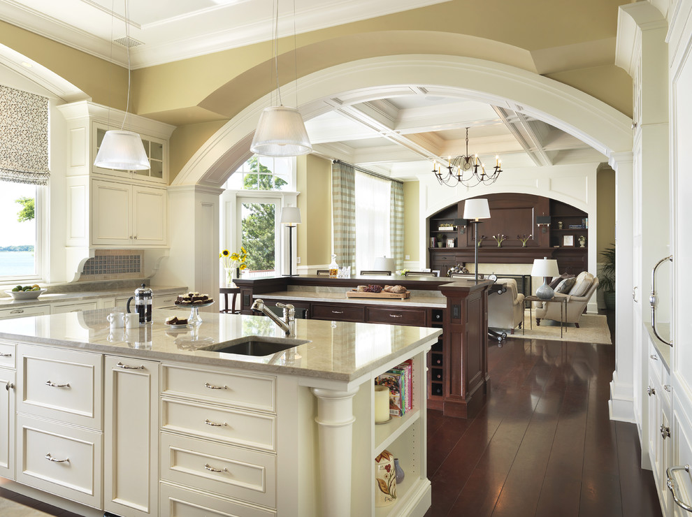 Inspiration for a timeless kitchen remodel in Providence