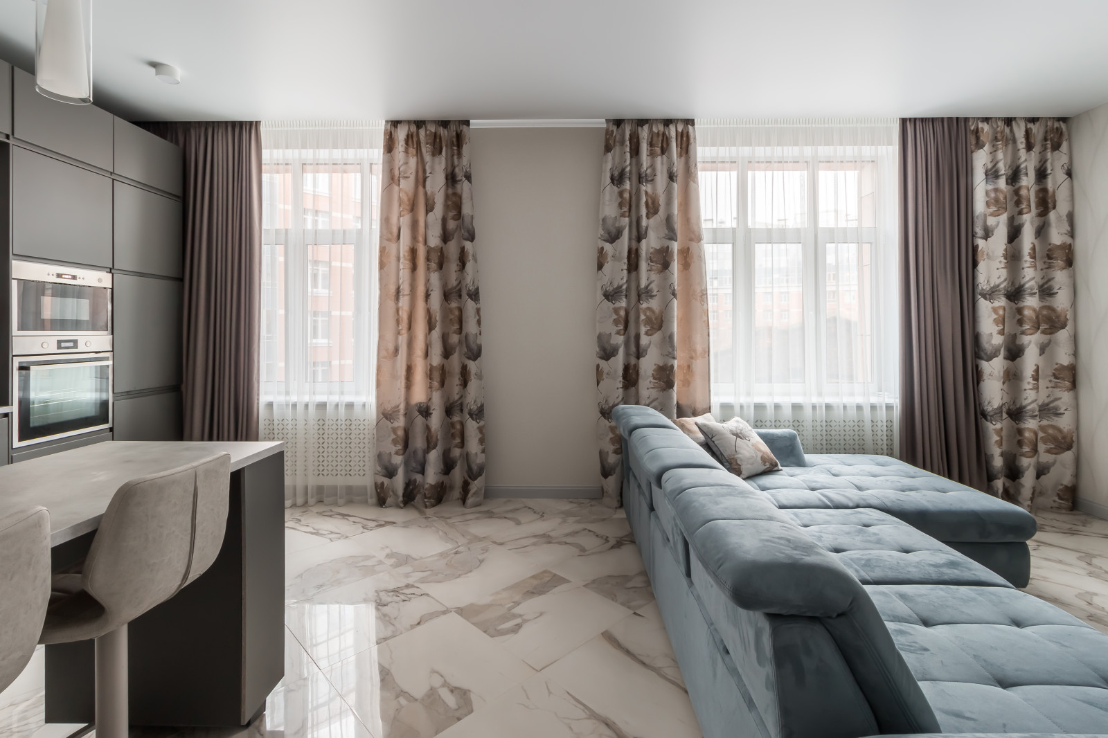 Акцент на шторах