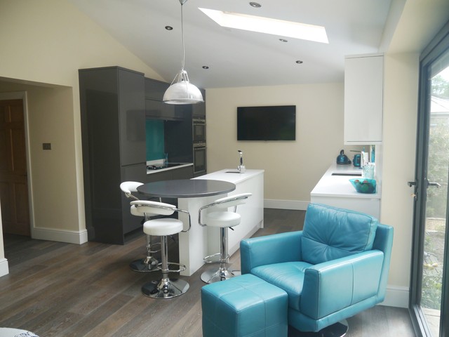 Leeds Kitchen Extension contemporary-koek