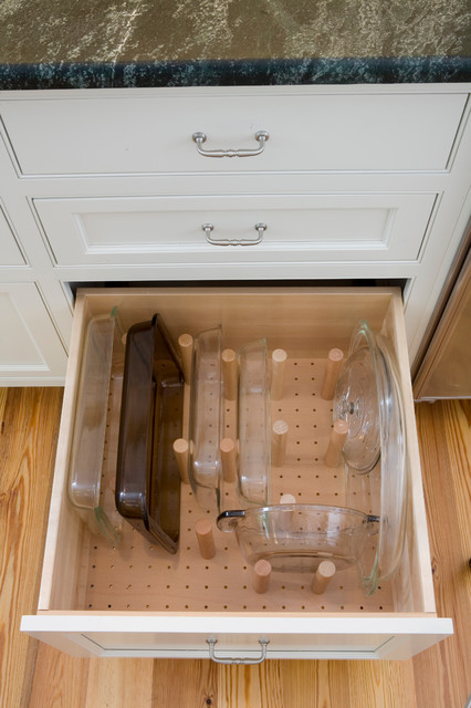 Kitchen Storage traditional-kitchen