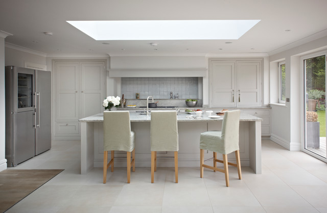 Surrey Bespoke Traditional Shaker Kitchen nyklassisk-koekken