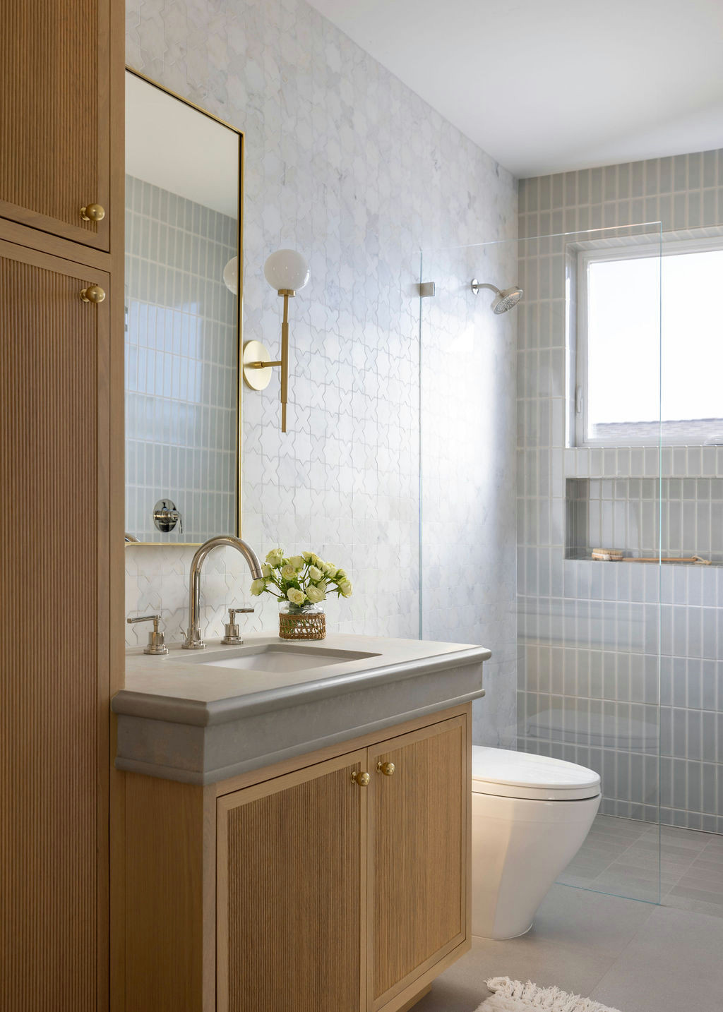 7 Stylish New Small Bathrooms, image size:1024x1434