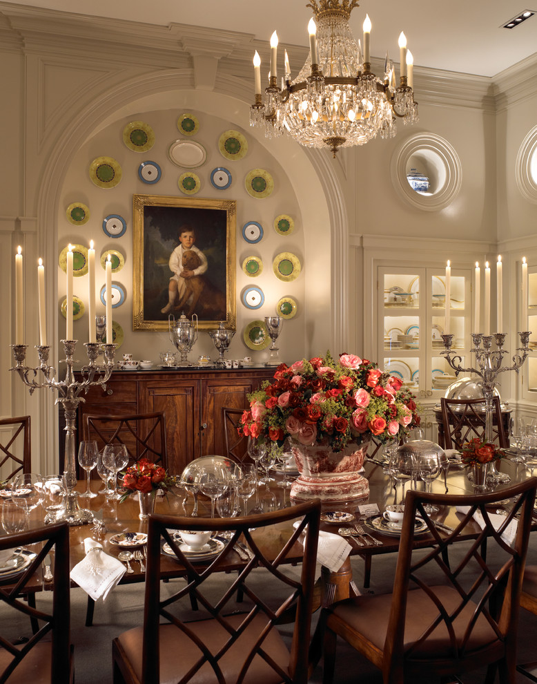 Traditional dining room in New York.