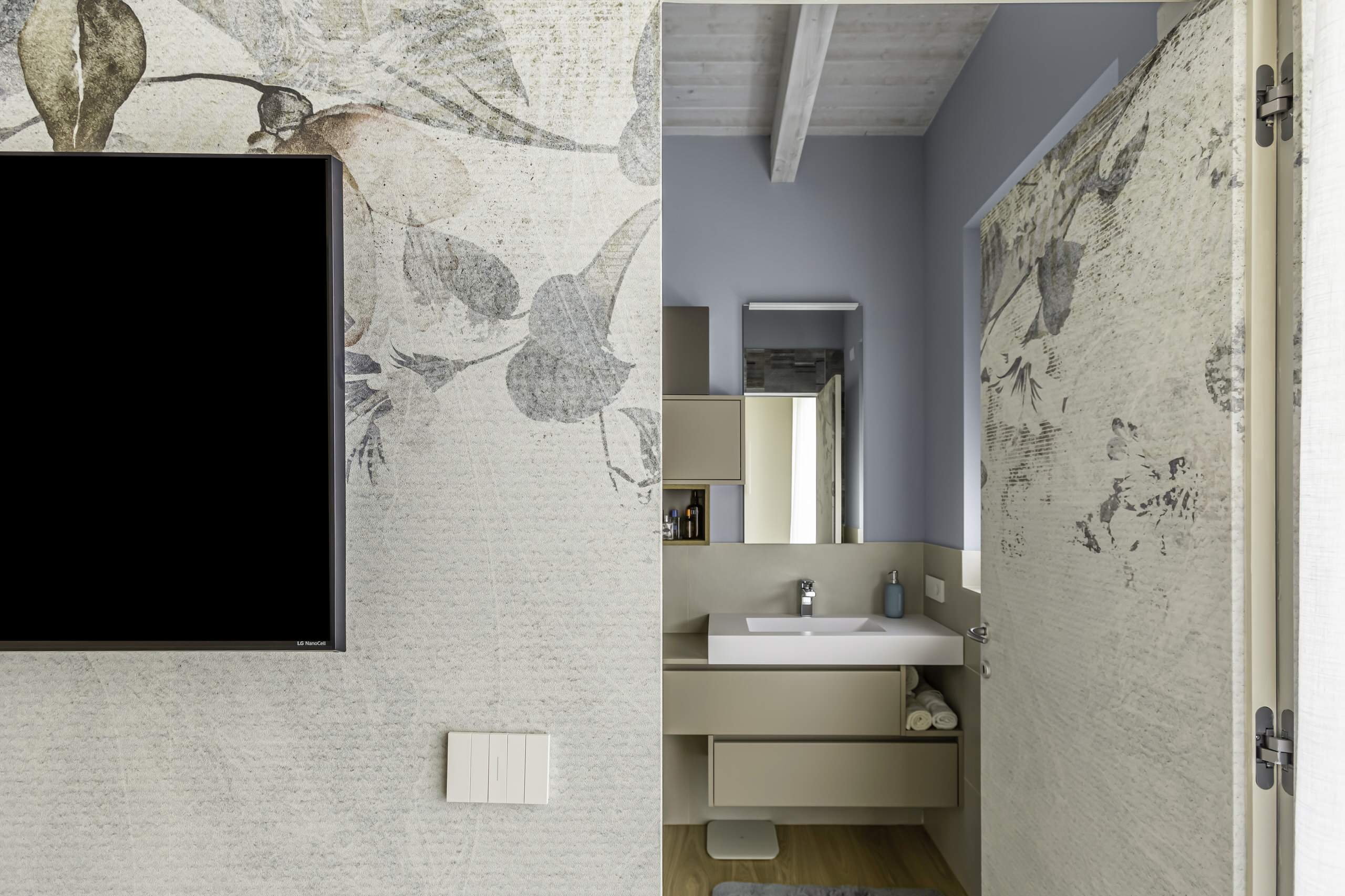 Attico con terrazzo, 140 mq - Solaro (mi)