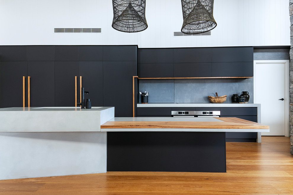 This is an example of a modern kitchen in Townsville.