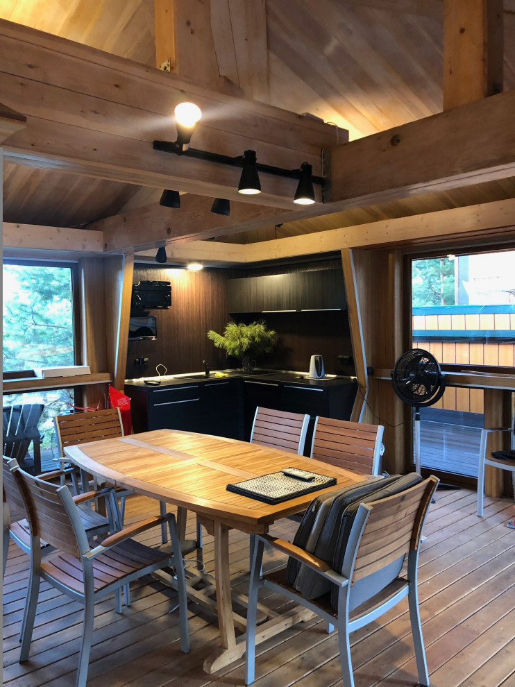 Дача в Подмосковье Pine's Color