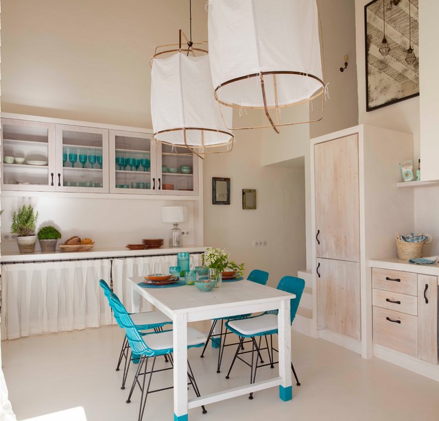 ESTILISMO CASA FORMRNTERA coastal-kitchen