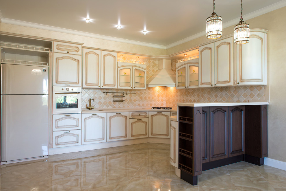 кухня-гостиная в классическом стиле