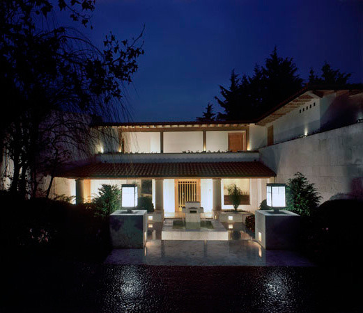 Casa Fuente contemporary-exterior