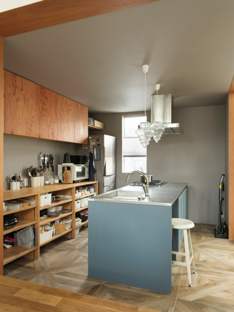 松原のスパイラルハウス contemporary-kitchen