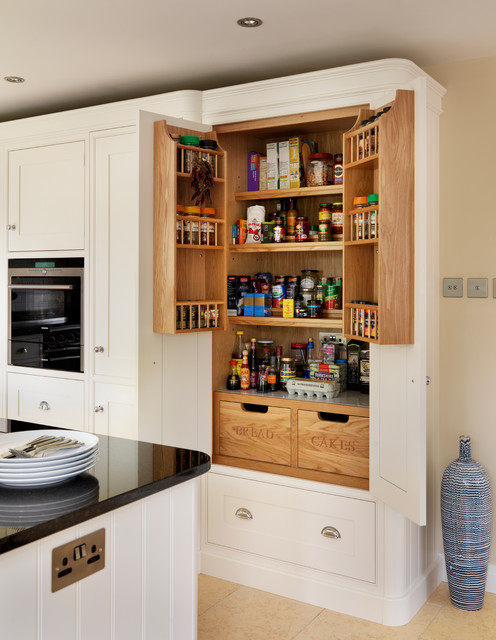 Storage Solutions & interiors moderne-koekken