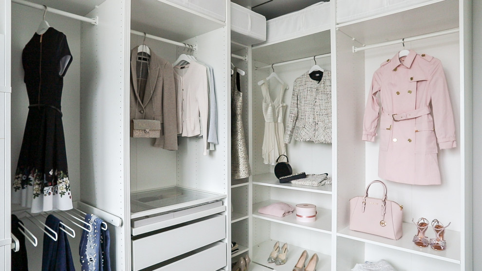 Modernes Ankleidezimmer in Hamburg