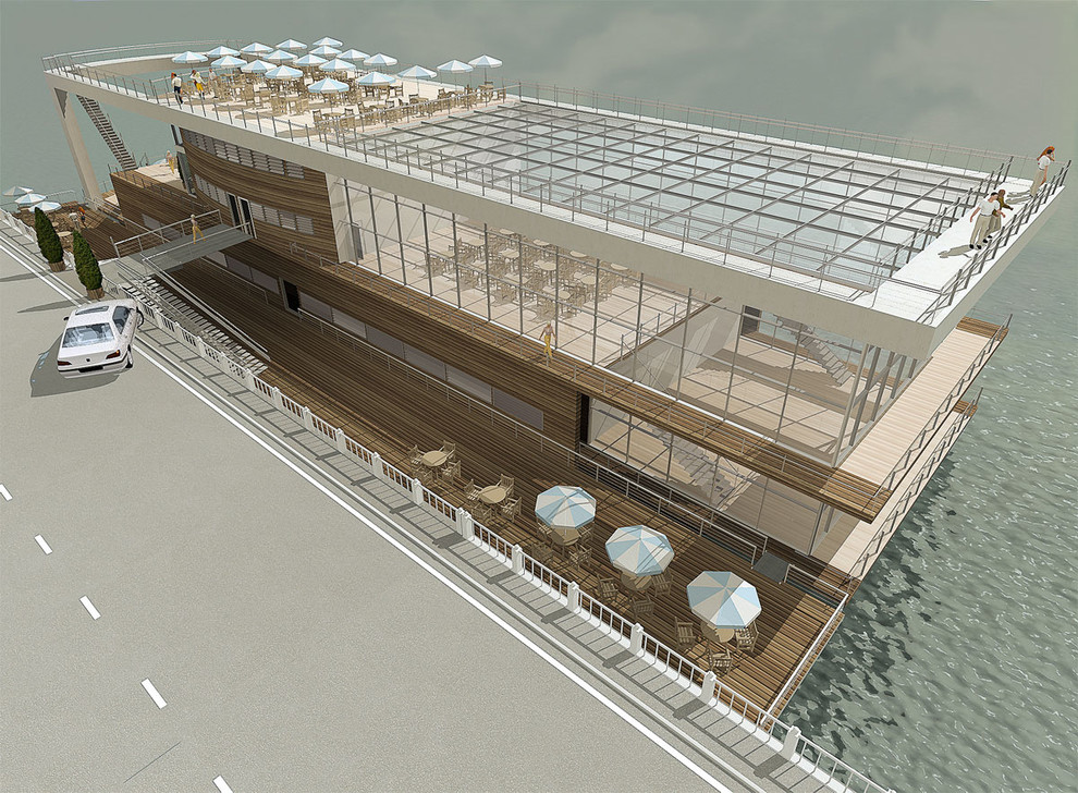 Развлекательный центр на Киевском вокзале. Переоборудованная баржа.