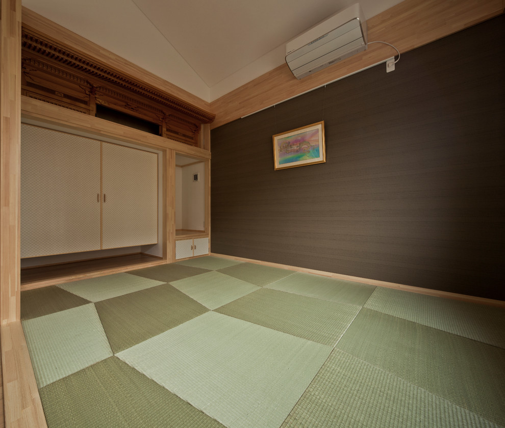 他の地域にあるおしゃれなリビング (畳) の写真