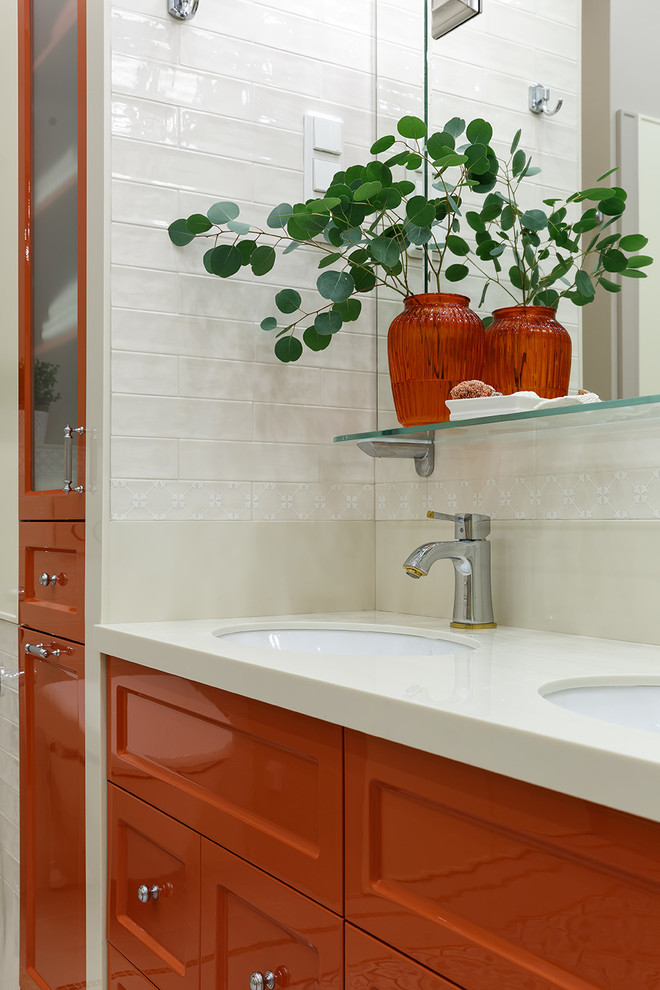 Цветущий сад на Смольном.