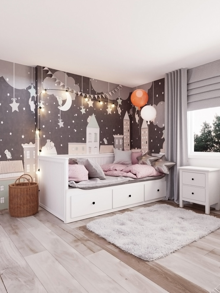 Design ideas for a transitional kids' bedroom for kids 4-10 years old and girls in San Francisco with multi-coloured walls, light hardwood floors and beige floor.