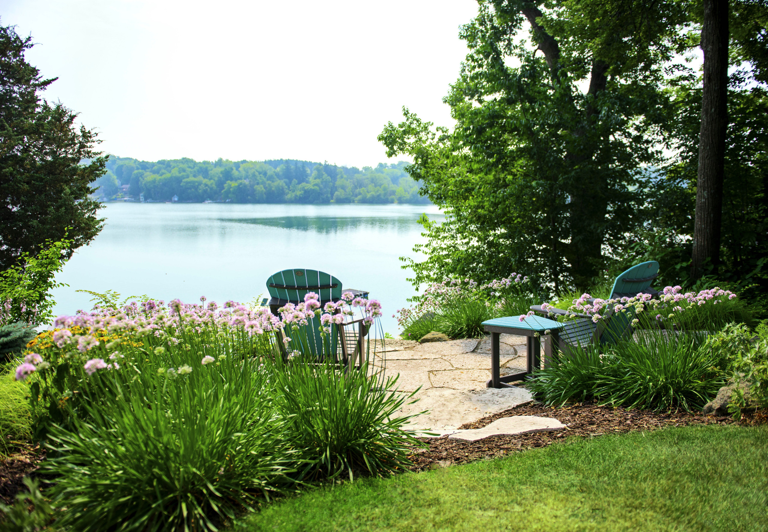 Contemporary Lake Home Landscape - West Bend, WI