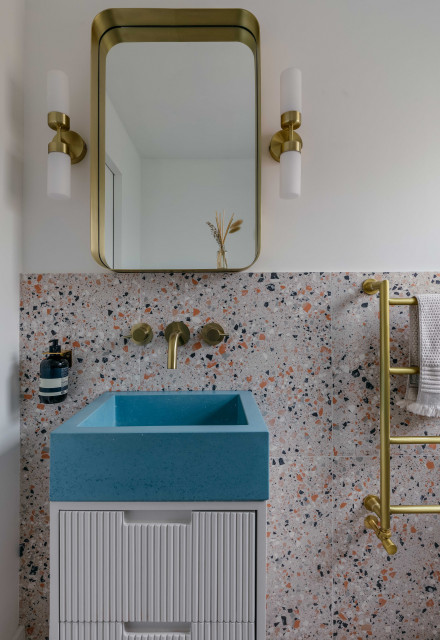 Non Boxy Lofty contemporaneo-cuarto-de-bano