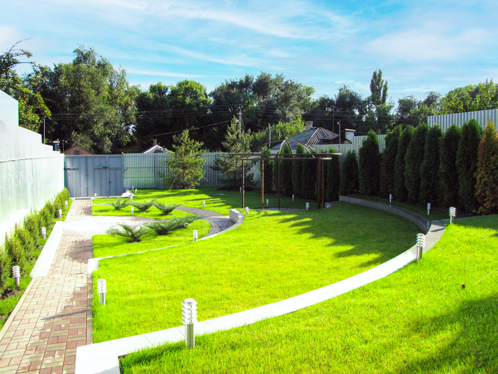 Комплексный ландшафтное благоустройство