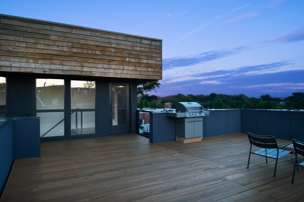Photo of a contemporary rooftop deck in Atlanta with no cover.