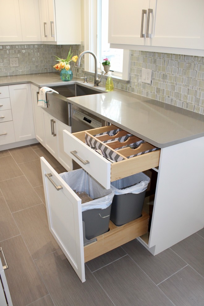 Transitional kitchen photo in Boston