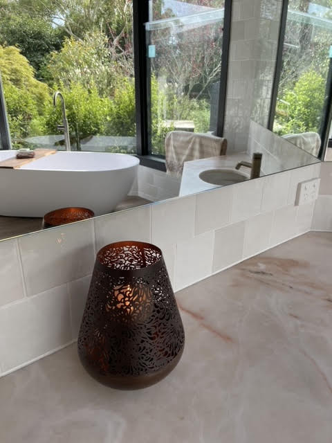 REBUILD OF A GRAND  BATHROOM