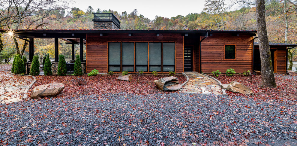 Rustic Riverside Homes Paradise River: Modern Riverside Home - Rustic - Exterior - Atlanta ...