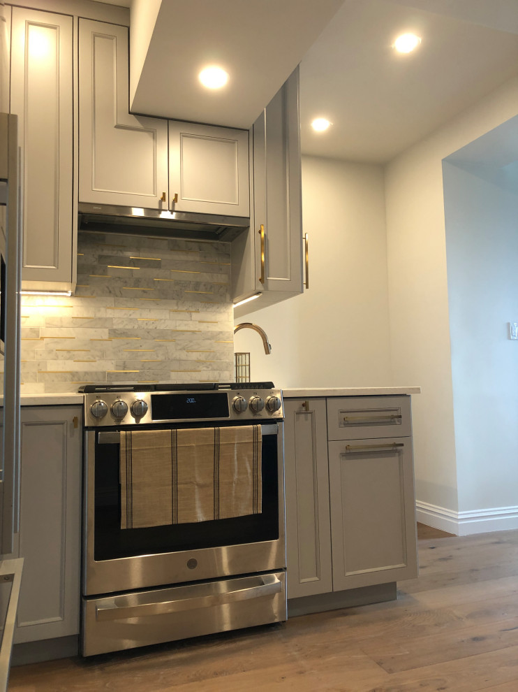 Kitchen - kitchen idea in New York