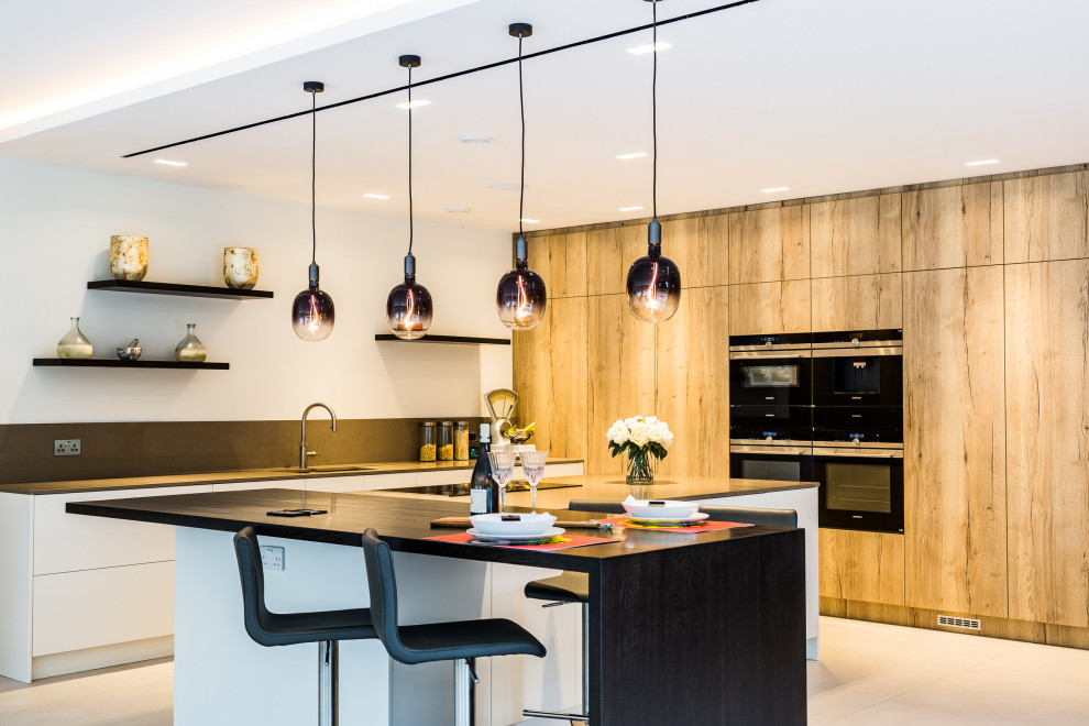 Photo of a contemporary kitchen in Surrey.