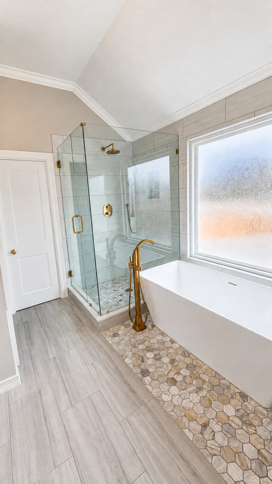 Lewisville TX - Master Bathroom Remodeling
