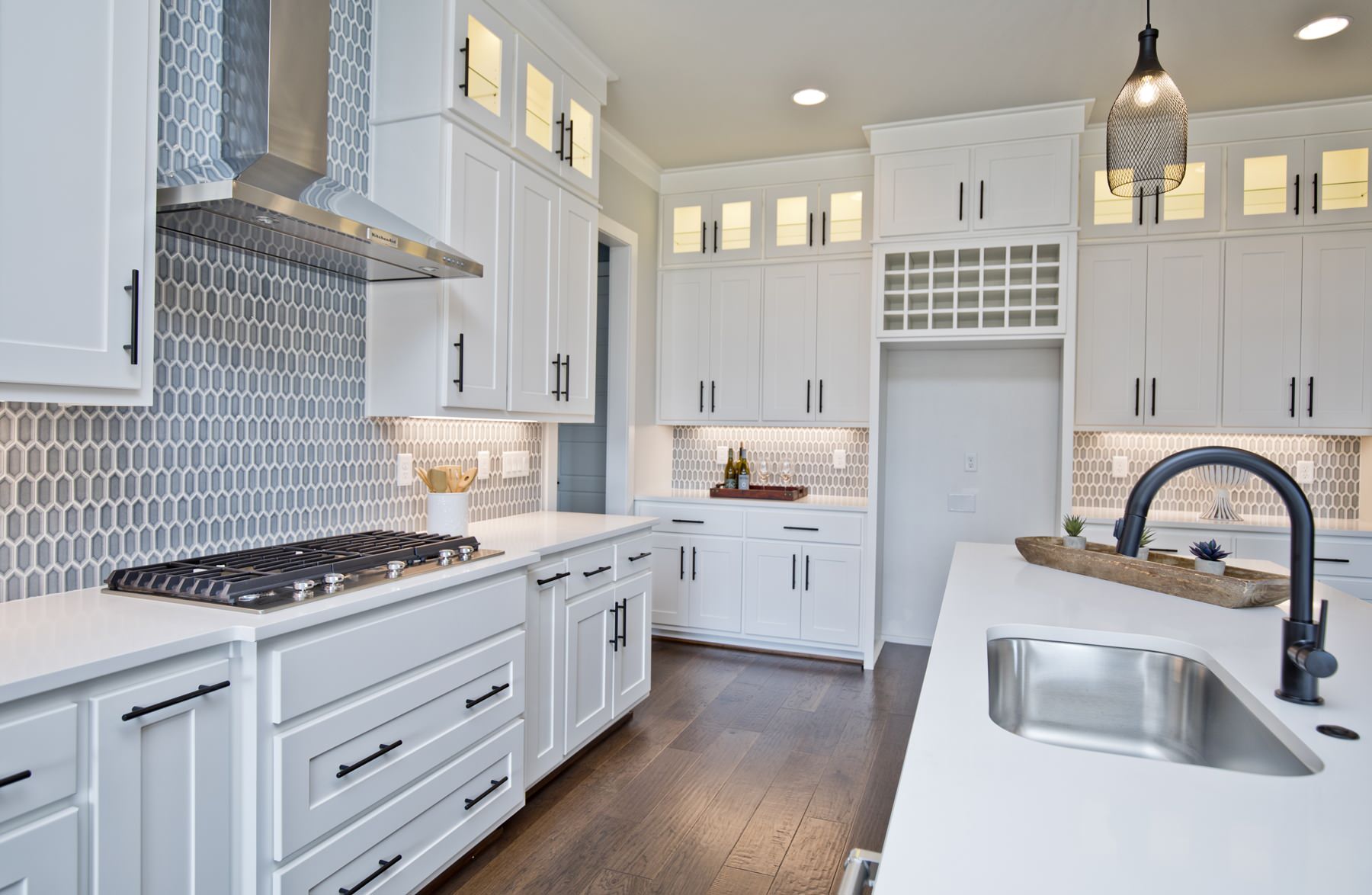 ST142_4306 S 86th Street