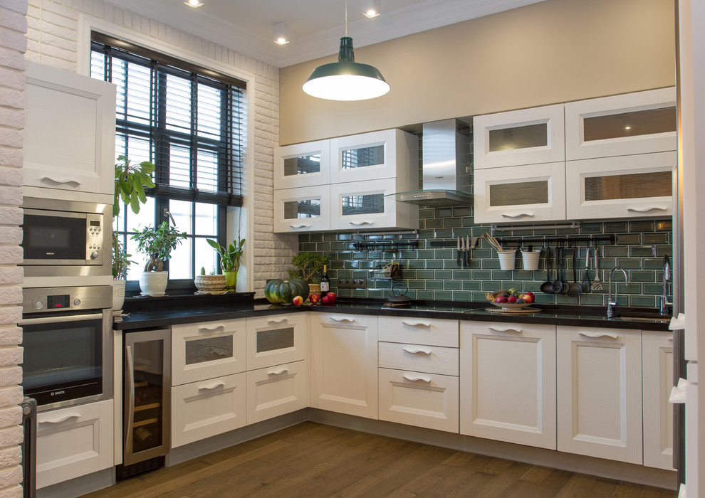 Сквозь призму театральности