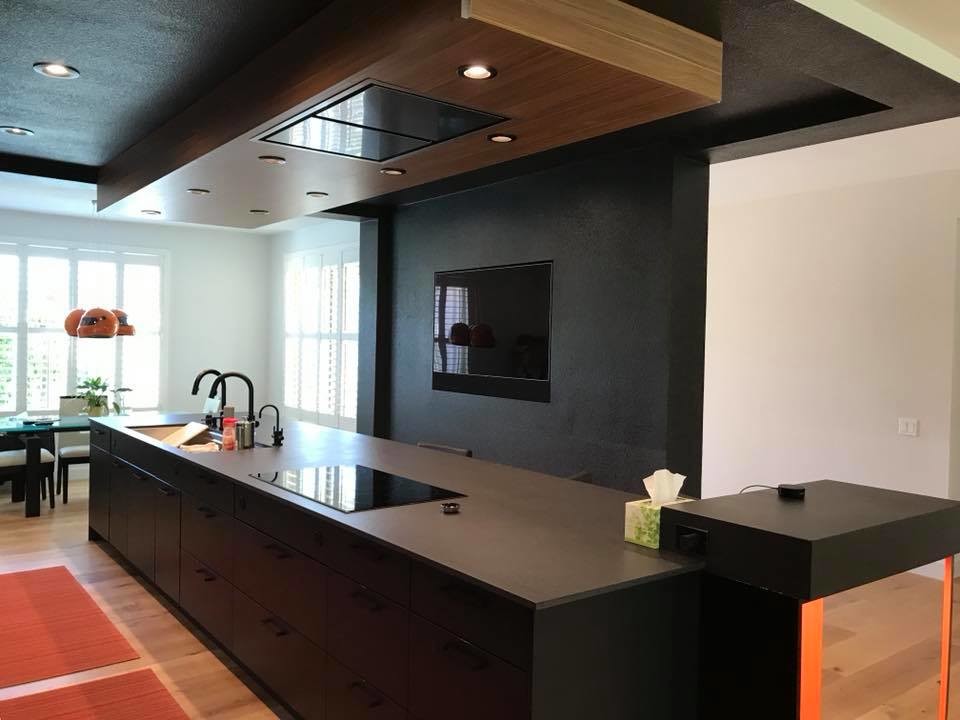Design ideas for a large contemporary eat-in kitchen in Sacramento with an undermount sink, glass benchtops, with island and brown benchtop.