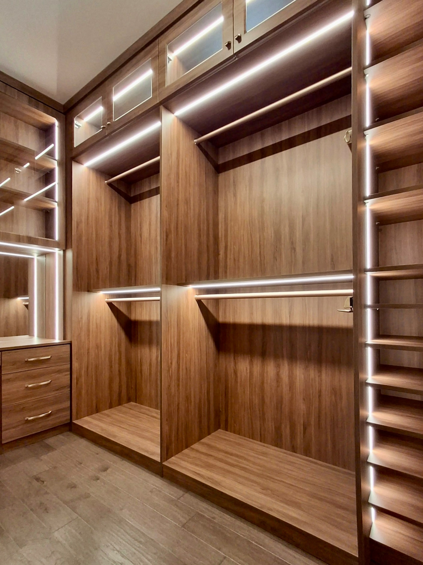 Fully Lighted  Rogue Valley Pear Closet