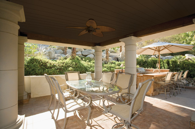 InsideOut Underdecking mediterraneen-terrasse-et-patio