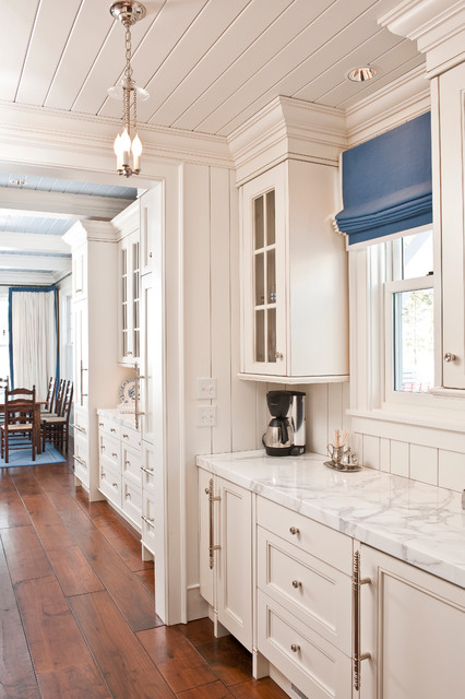 White Marble Kitchen american-traditional-kitchen