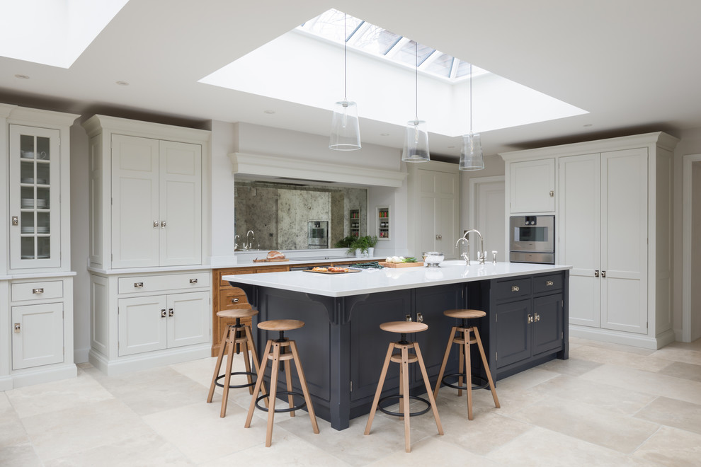 Design ideas for a mid-sized transitional kitchen in Surrey.