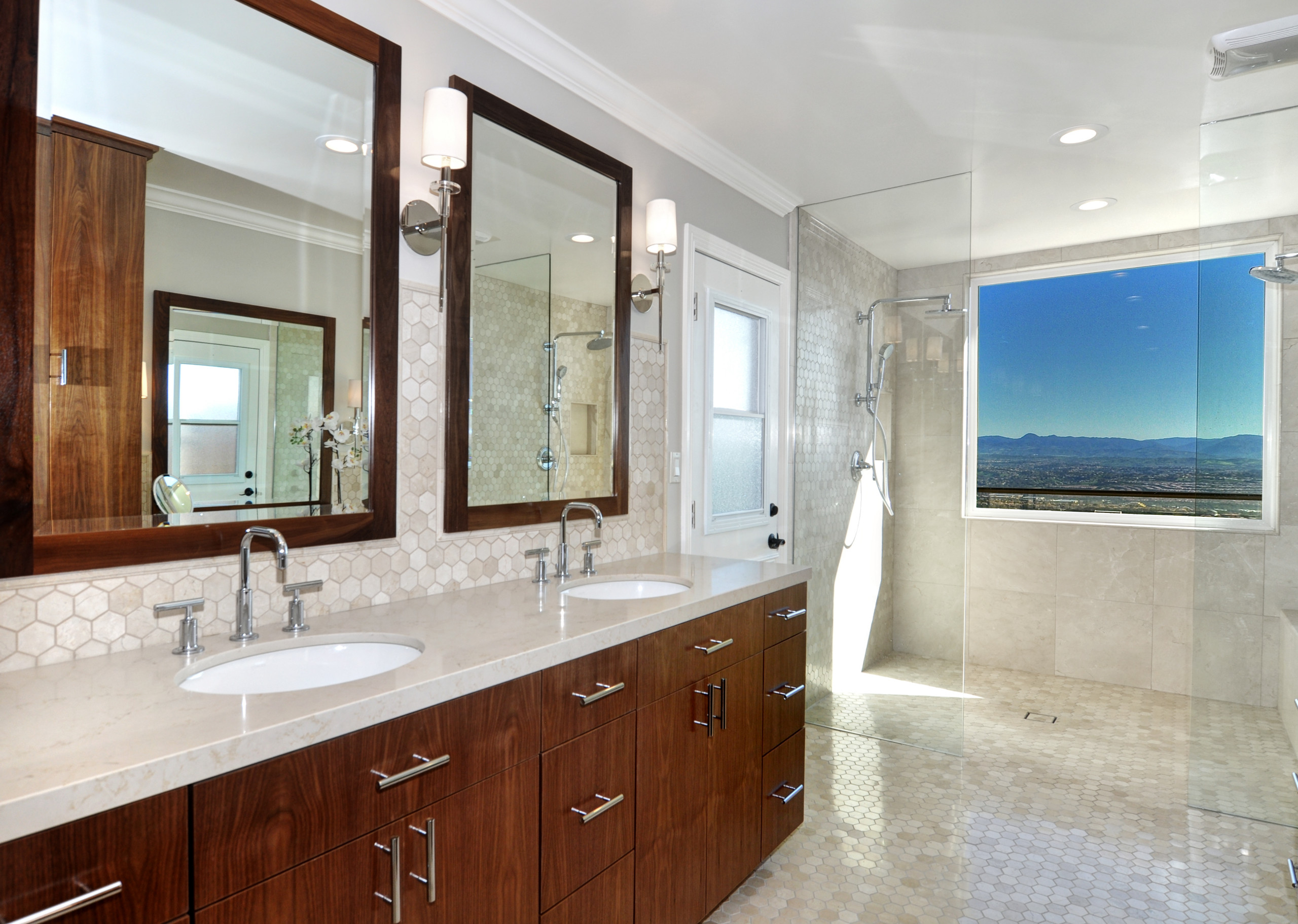Bonn Drive Laguna Beach