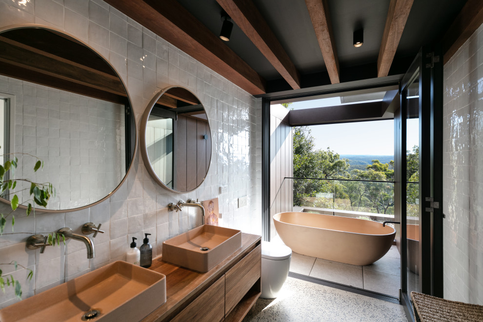 Folding House - Modern - Bathroom - Sydney - by jakaan architects ...