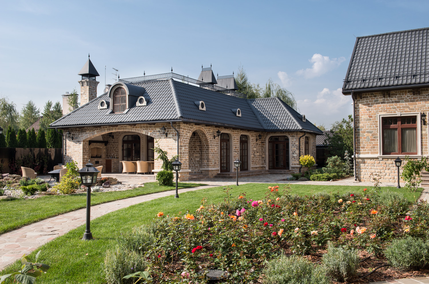 Отдельный павильон с зоной СПА на участке