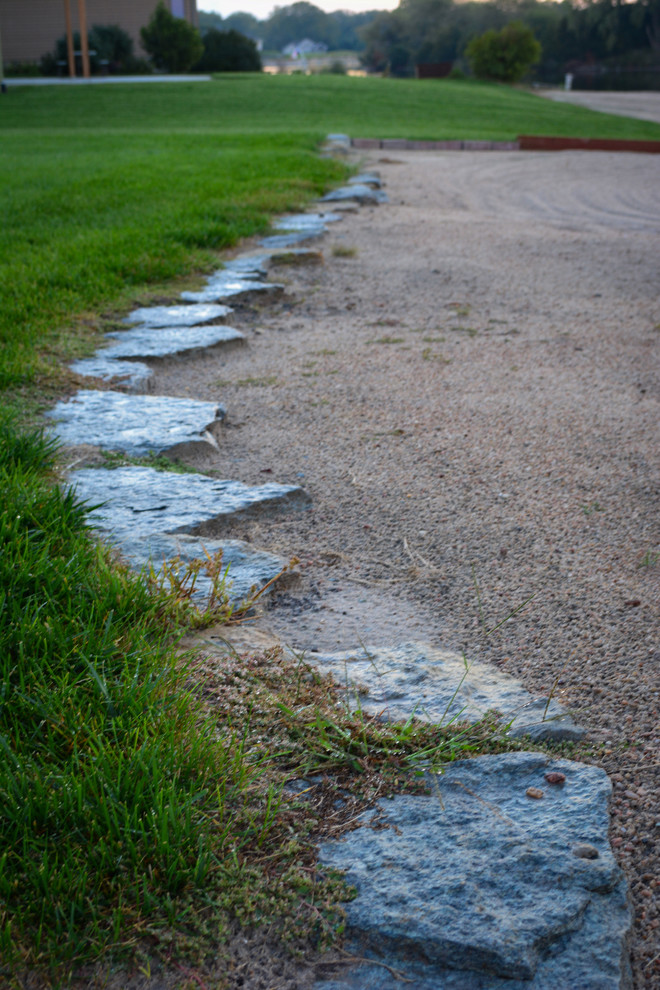 Design ideas for a rustic landscaping in Omaha.