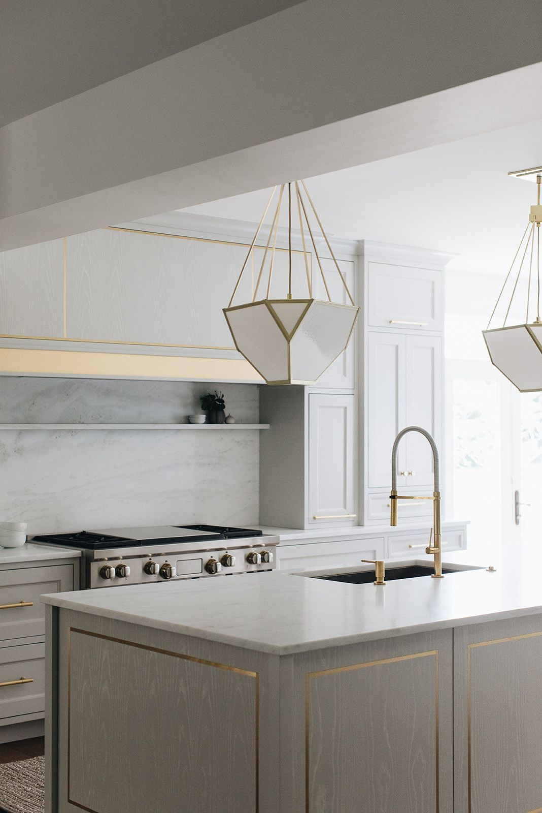 Transitional kitchen photo in Phoenix