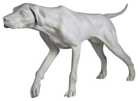 pointer garden statue