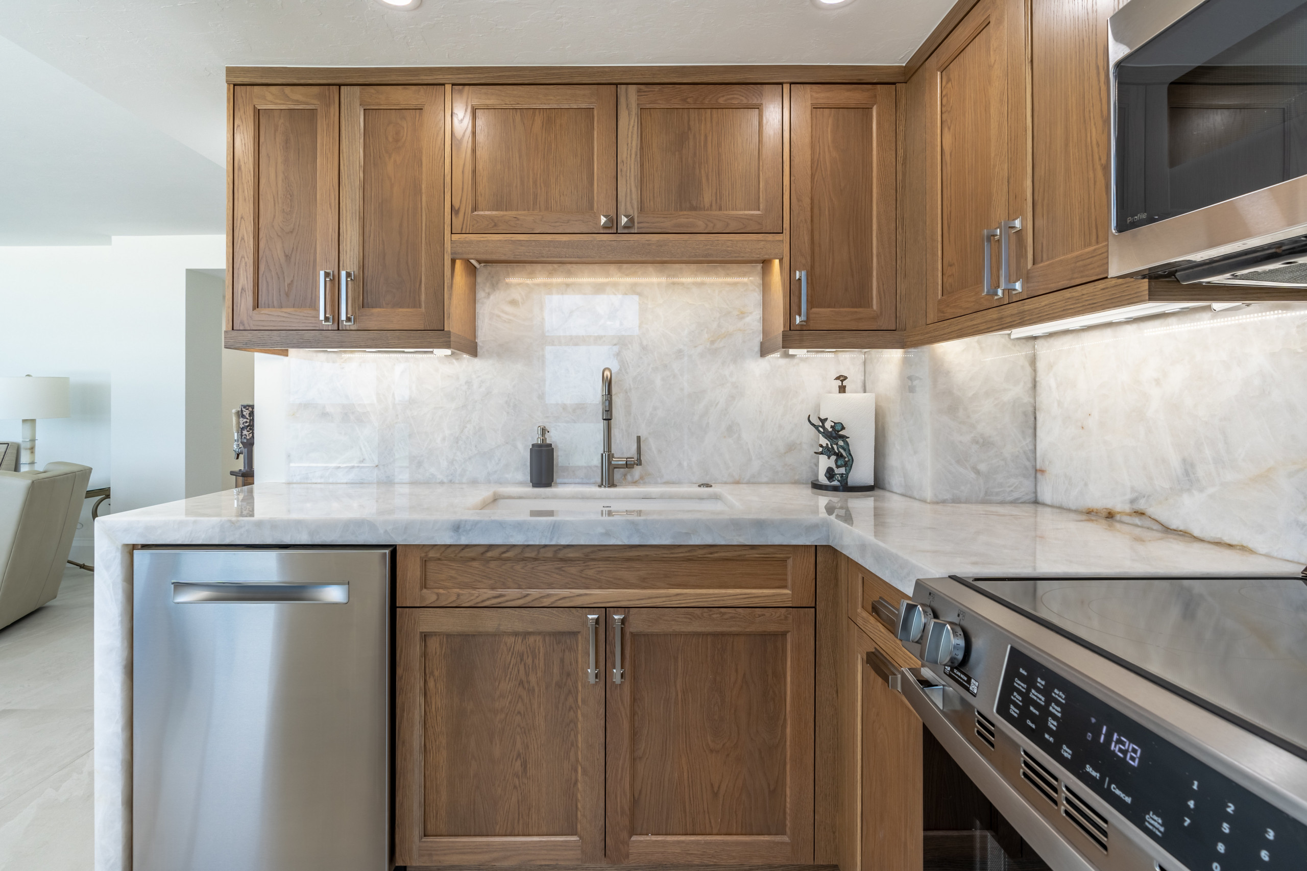 260 Seaview Ct 2024