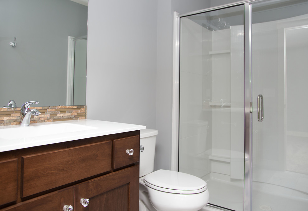 Transitional home design photo in Minneapolis