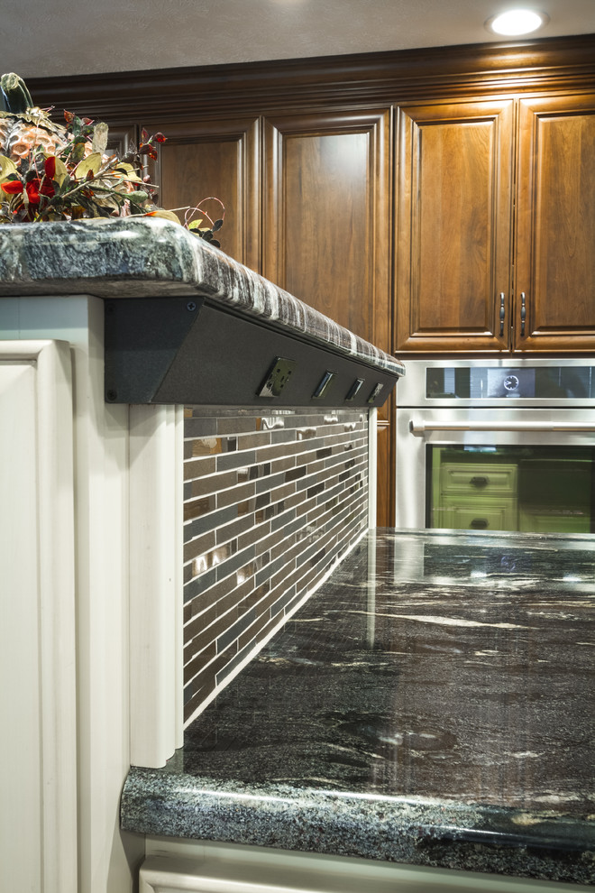 Eat-in kitchen - large transitional l-shaped eat-in kitchen idea with a farmhouse sink and two islands